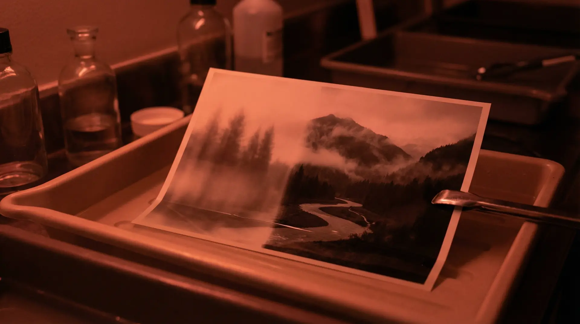 17·C13起草视频百度 APP下载背景